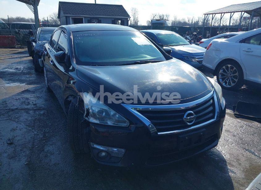 Photo 13 of 2015 Nissan Altima 2.5 SV (VIN 1N4AL3AP0FC136781)