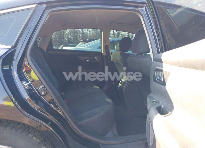 Photo 8 of 2015 Nissan Altima 2.5 SV (VIN 1N4AL3AP0FC136781)