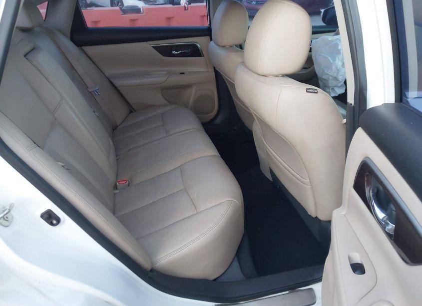 Photo 8 of 2015 Nissan Altima 2.5 SL (VIN 1N4AL3AP0FC152415)