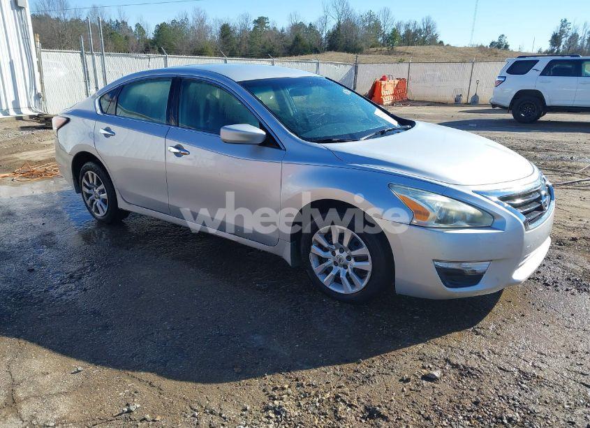 2015 Nissan Altima 2.5 S (VIN 1N4AL3AP0FC157503) main photo
