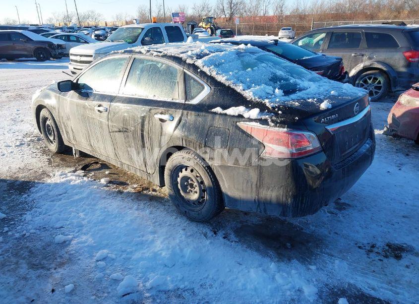 Photo 3 of 2015 Nissan Altima 2.5 S (VIN 1N4AL3AP0FC157971)