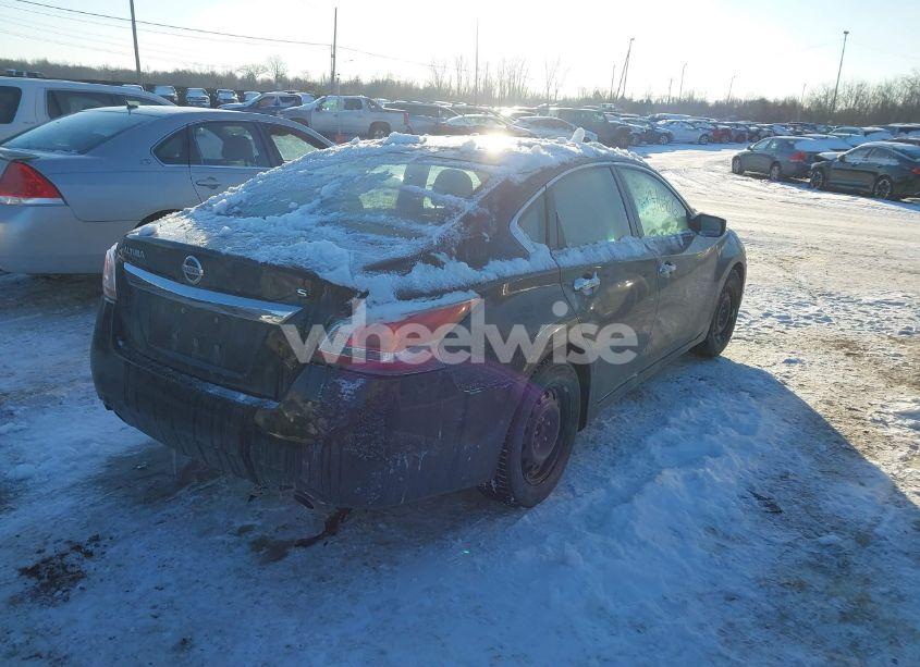 Photo 4 of 2015 Nissan Altima 2.5 S (VIN 1N4AL3AP0FC157971)