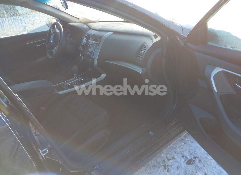 Photo 5 of 2015 Nissan Altima 2.5 S (VIN 1N4AL3AP0FC157971)