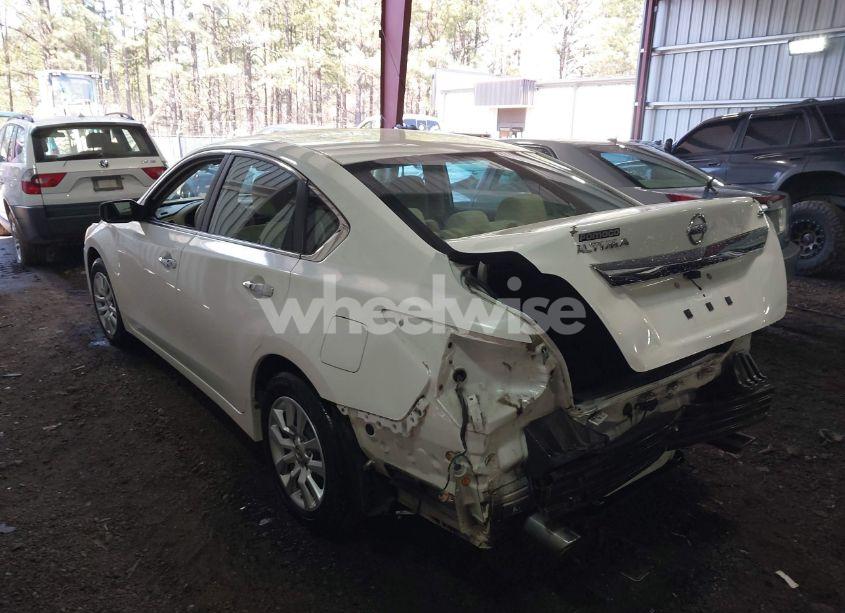 Photo 3 of 2015 Nissan Altima 2.5 S (VIN 1N4AL3AP0FC163754)