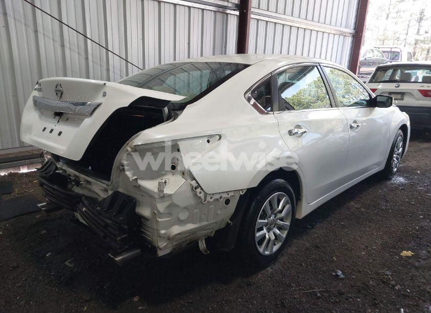 Photo 4 of 2015 Nissan Altima 2.5 S (VIN 1N4AL3AP0FC163754)