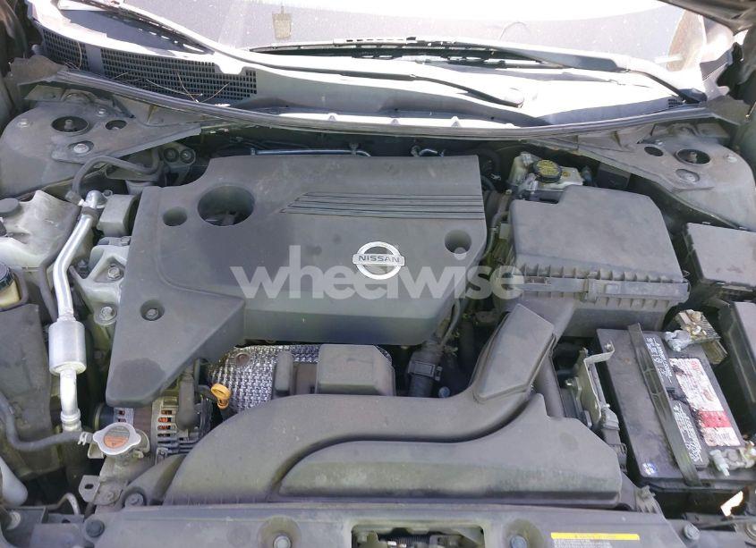 Photo 10 of 2015 Nissan Altima 2.5 SV (VIN 1N4AL3AP0FC164855)