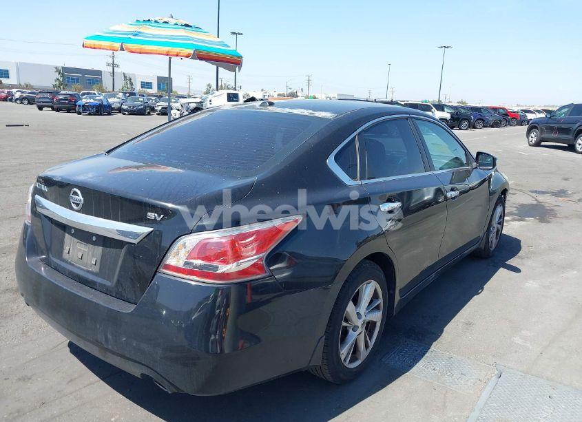 Photo 4 of 2015 Nissan Altima 2.5 SV (VIN 1N4AL3AP0FC164855)