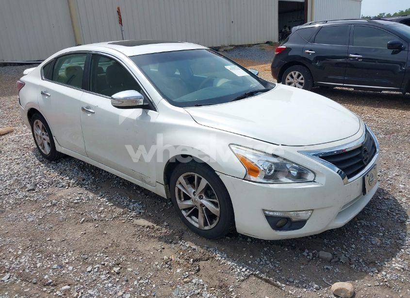 2015 Nissan Altima 2.5 SV (VIN 1N4AL3AP0FC166783) main photo