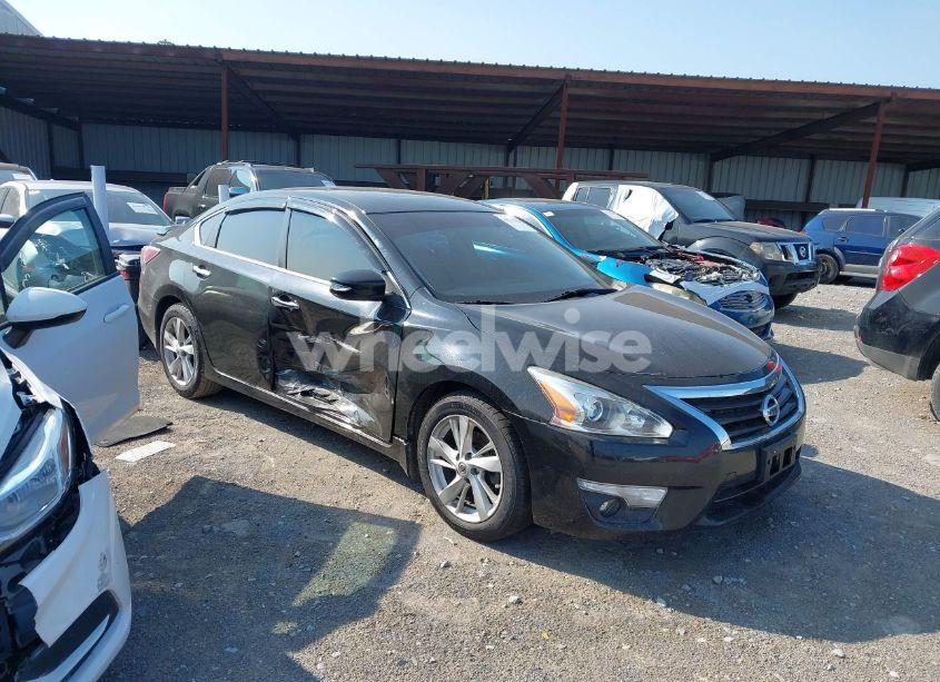 2015 Nissan Altima 2.5 SV (VIN 1N4AL3AP0FC169375) main photo