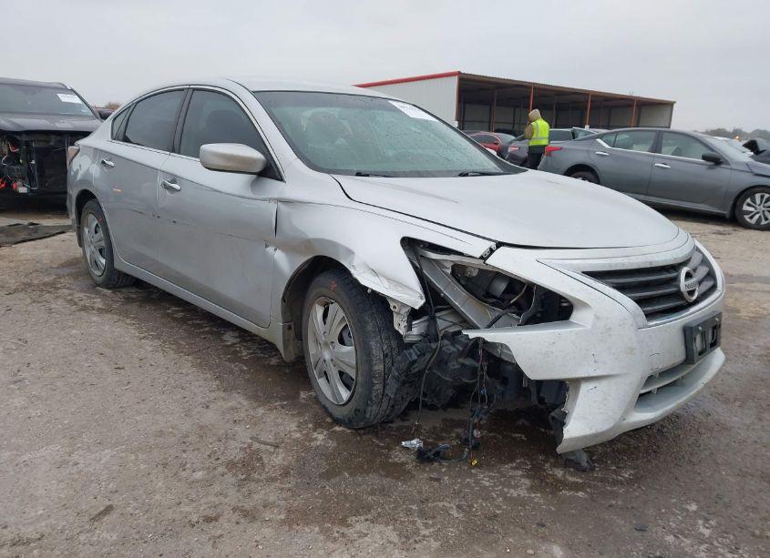 2015 Nissan Altima 2.5 S (VIN 1N4AL3AP0FC177010) main photo