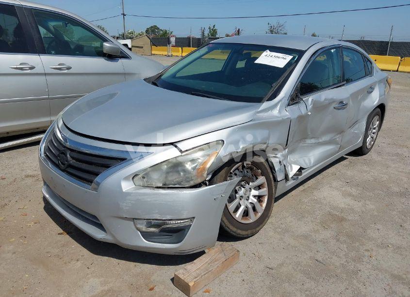 Photo 2 of 2015 Nissan Altima 2.5/2.5 S/2.5 SL/2.5 SV (VIN 1N4AL3AP0FC183986)