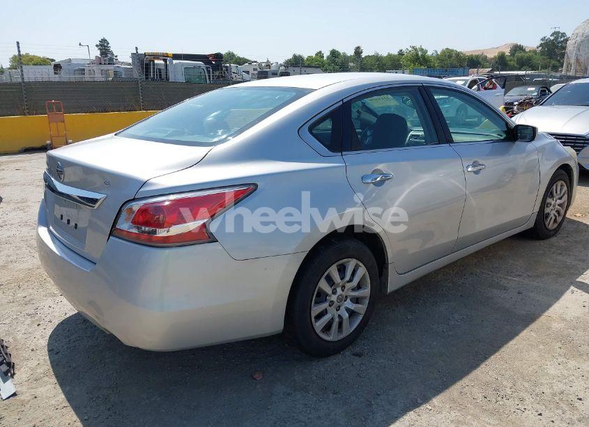 Photo 4 of 2015 Nissan Altima 2.5/2.5 S/2.5 SL/2.5 SV (VIN 1N4AL3AP0FC183986)