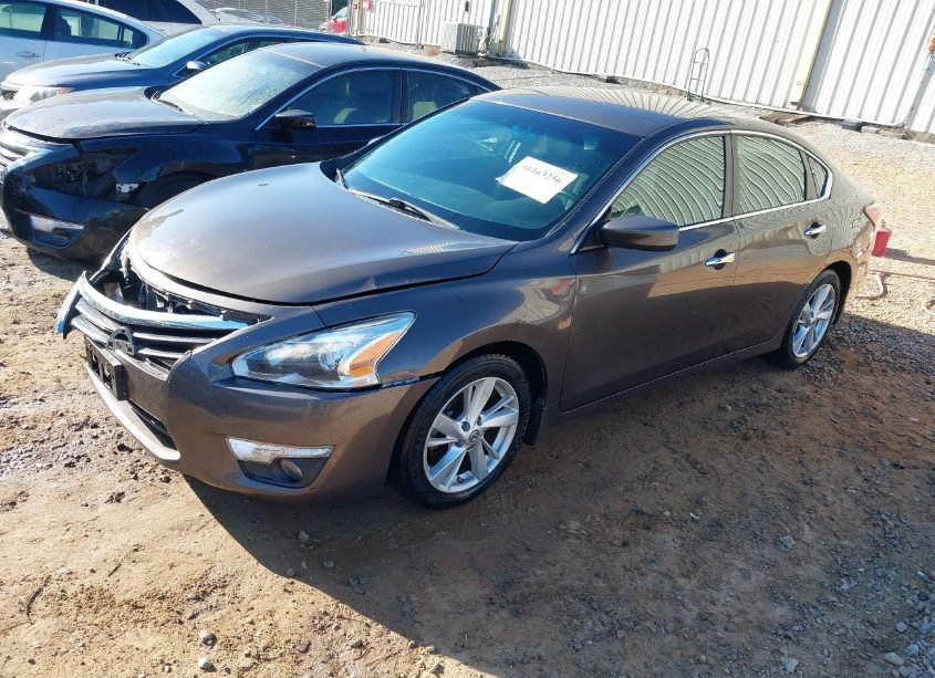 Photo 2 of 2015 Nissan Altima 2.5 SV (VIN 1N4AL3AP0FC187665)
