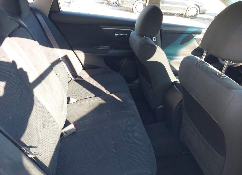 Photo 8 of 2015 Nissan Altima 2.5 SV (VIN 1N4AL3AP0FC187665)