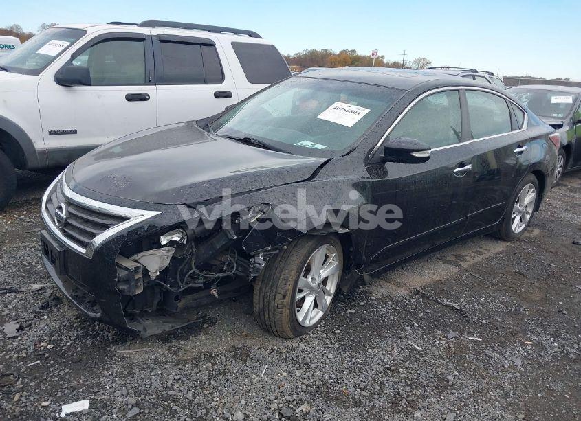 Photo 2 of 2015 Nissan Altima 2.5 SV (VIN 1N4AL3AP0FC187987)