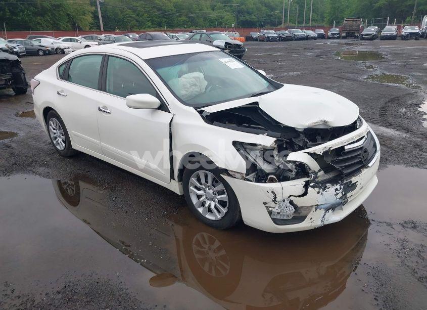 2015 Nissan Altima 2.5 S (VIN 1N4AL3AP0FC193370) main photo