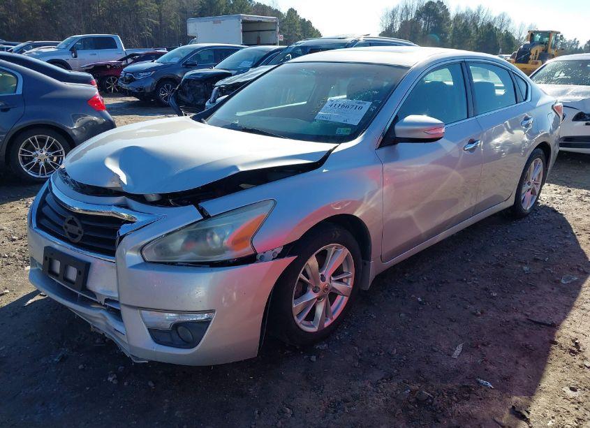 Photo 2 of 2015 Nissan Altima 2.5 SV (VIN 1N4AL3AP0FC199783)