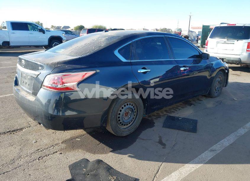 Photo 4 of 2015 Nissan Altima 2.5 SV (VIN 1N4AL3AP0FC200107)