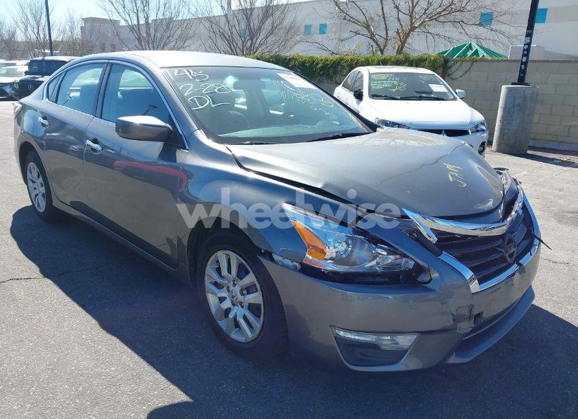 2015 Nissan Altima 2.5/2.5 S/2.5 SL/2.5 SV (VIN 1N4AL3AP0FC209244) main photo