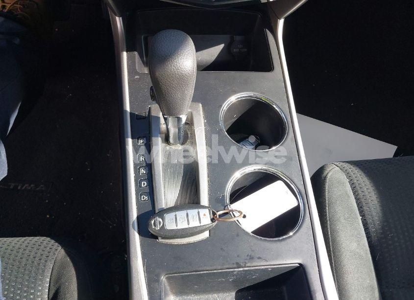 Photo 11 of 2015 Nissan Altima 2.5/2.5 S/2.5 SL/2.5 SV (VIN 1N4AL3AP0FC209244)