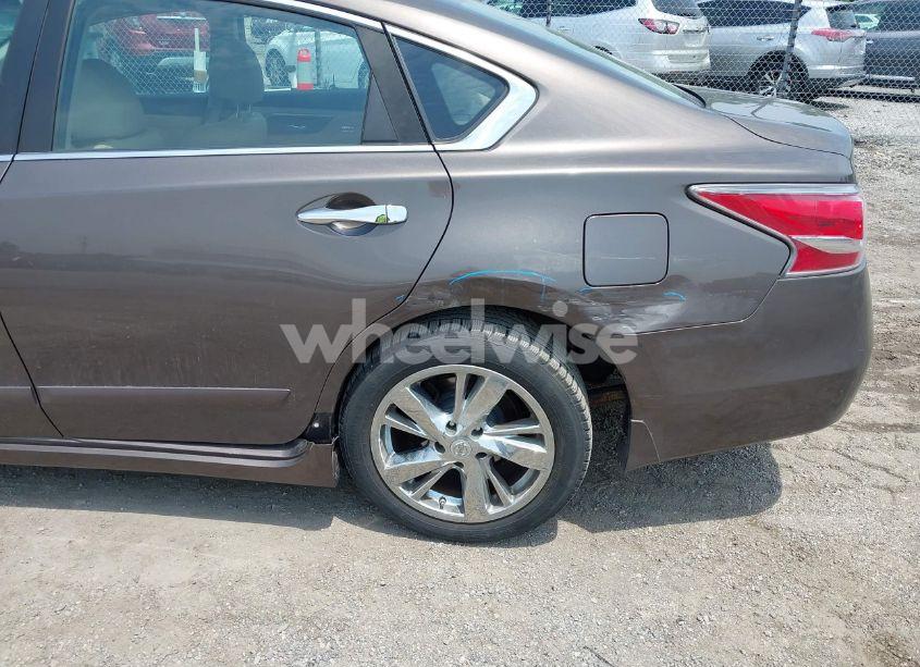 Photo 6 of 2015 Nissan Altima 2.5 SL (VIN 1N4AL3AP0FC210345)