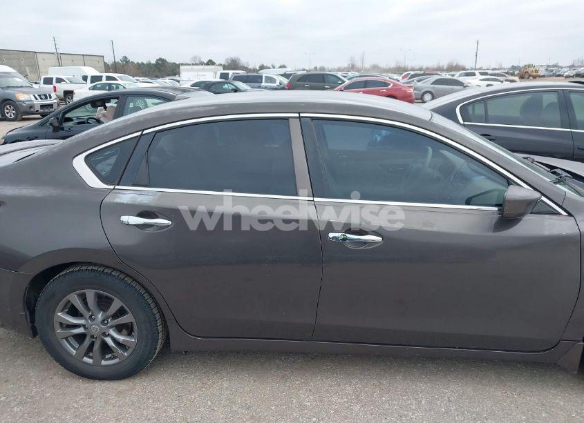 Photo 13 of 2015 Nissan Altima 2.5 S (VIN 1N4AL3AP0FC212242)