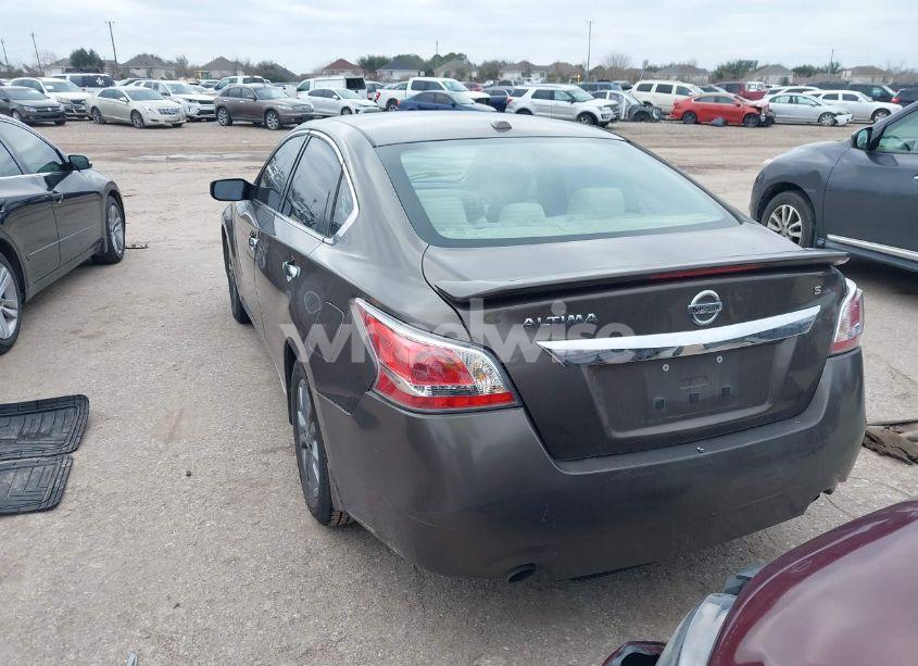Photo 3 of 2015 Nissan Altima 2.5 S (VIN 1N4AL3AP0FC212242)