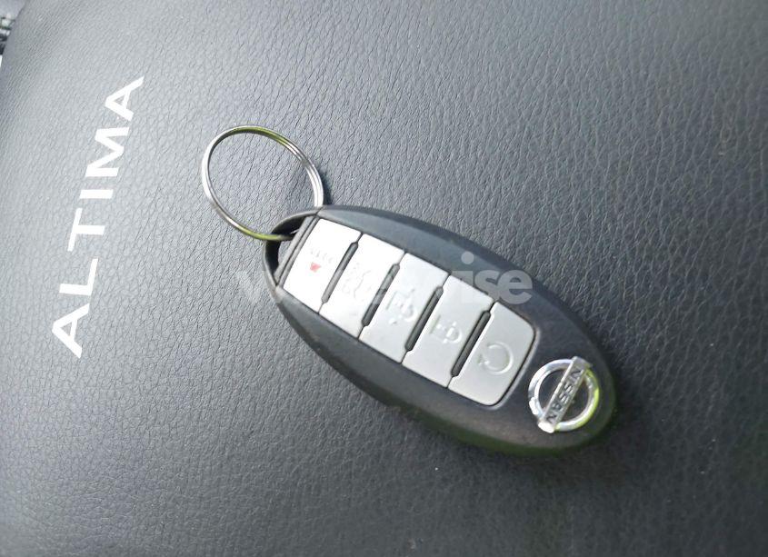 Photo 11 of 2015 Nissan Altima 2.5 SV (VIN 1N4AL3AP0FC217005)