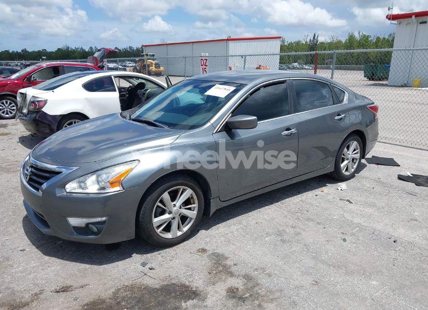 Photo 2 of 2015 Nissan Altima 2.5 SV (VIN 1N4AL3AP0FC217005)