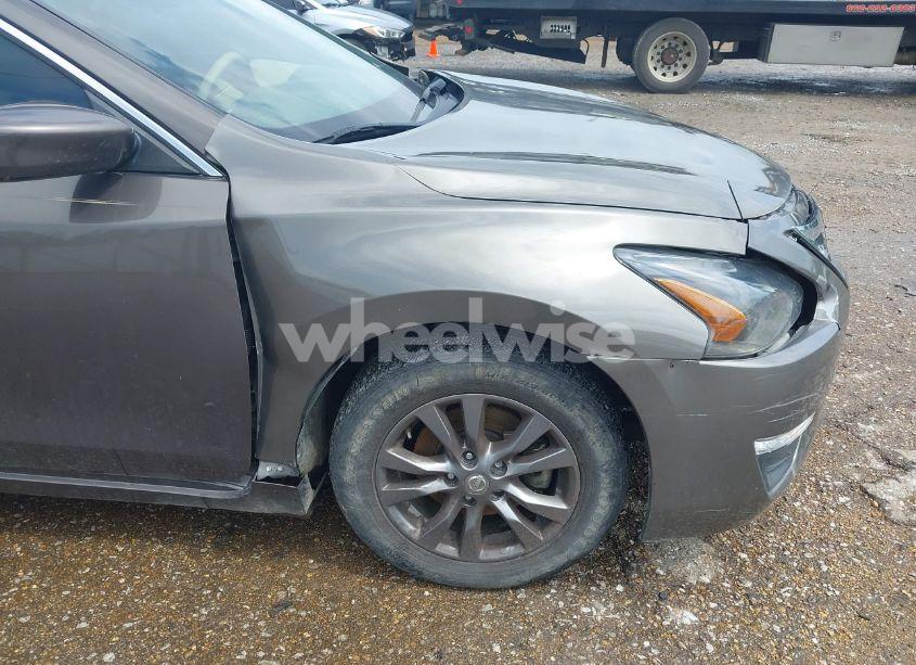 Photo 12 of 2015 Nissan Altima 2.5 S (VIN 1N4AL3AP0FC224164)