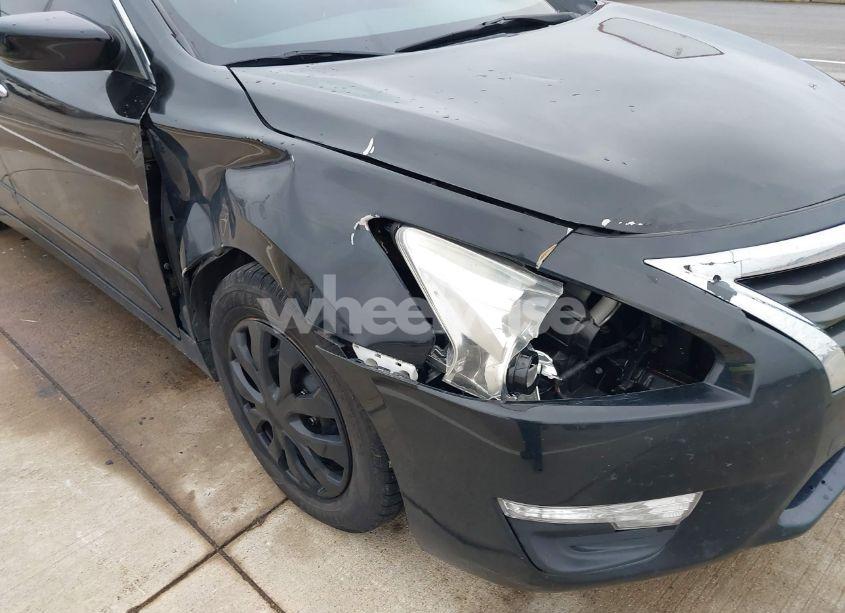 Photo 6 of 2015 Nissan Altima 2.5 S (VIN 1N4AL3AP0FC230000)