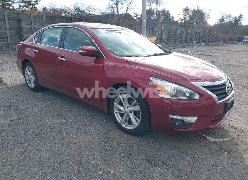 2015 Nissan Altima 2.5 SV (VIN 1N4AL3AP0FC236136) main photo