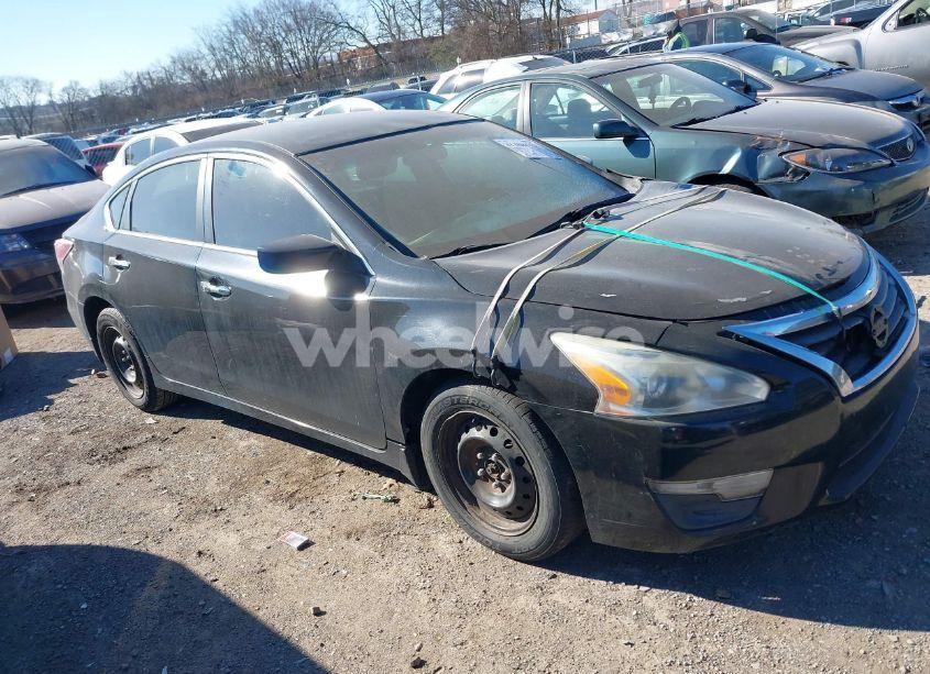 2015 Nissan Altima 2.5 S (VIN 1N4AL3AP0FC236993) main photo