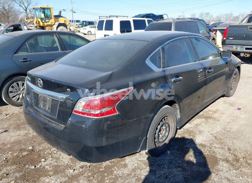Photo 4 of 2015 Nissan Altima 2.5 S (VIN 1N4AL3AP0FC236993)