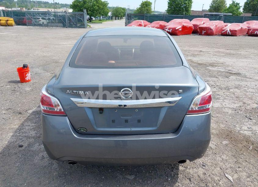 Photo 17 of 2015 Nissan Altima 2.5/2.5 S/2.5 SL/2.5 SV (VIN 1N4AL3AP0FC241532)