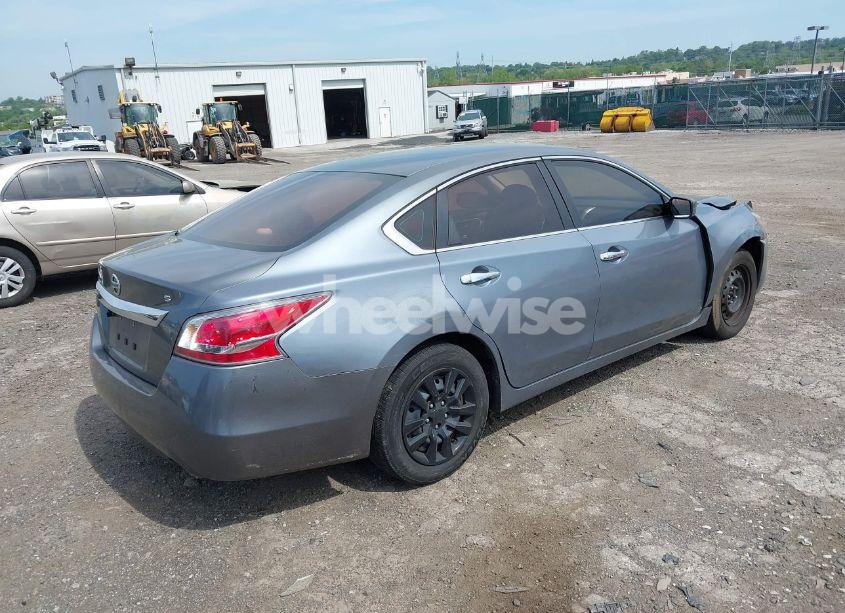 Photo 4 of 2015 Nissan Altima 2.5/2.5 S/2.5 SL/2.5 SV (VIN 1N4AL3AP0FC241532)