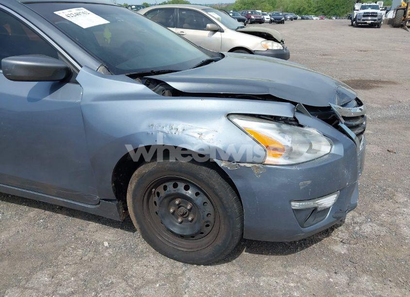 Photo 6 of 2015 Nissan Altima 2.5/2.5 S/2.5 SL/2.5 SV (VIN 1N4AL3AP0FC241532)