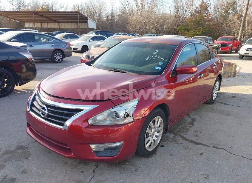 Photo 2 of 2015 Nissan Altima 2.5 S (VIN 1N4AL3AP0FC246391)