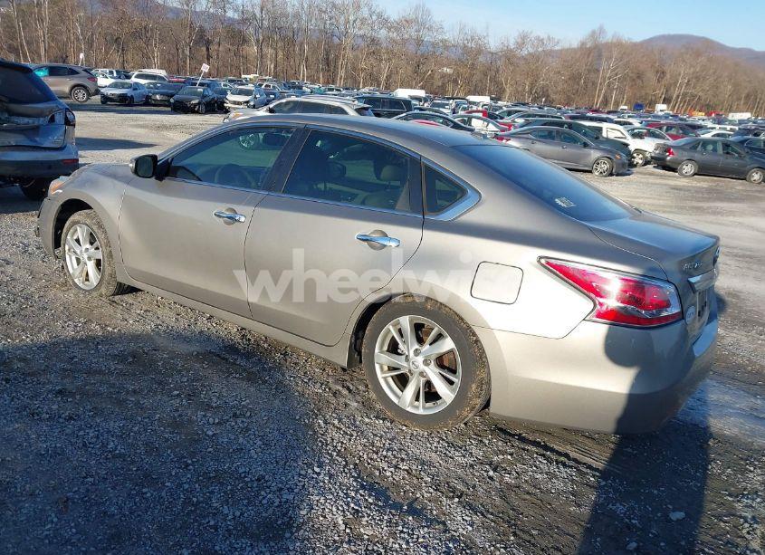 Photo 3 of 2015 Nissan Altima 2.5/2.5 S/2.5 SL/2.5 SV (VIN 1N4AL3AP0FC247217)