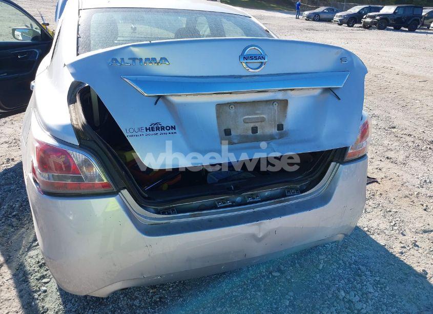 Photo 6 of 2015 Nissan Altima 2.5/2.5 S/2.5 SL/2.5 SV (VIN 1N4AL3AP0FC248724)
