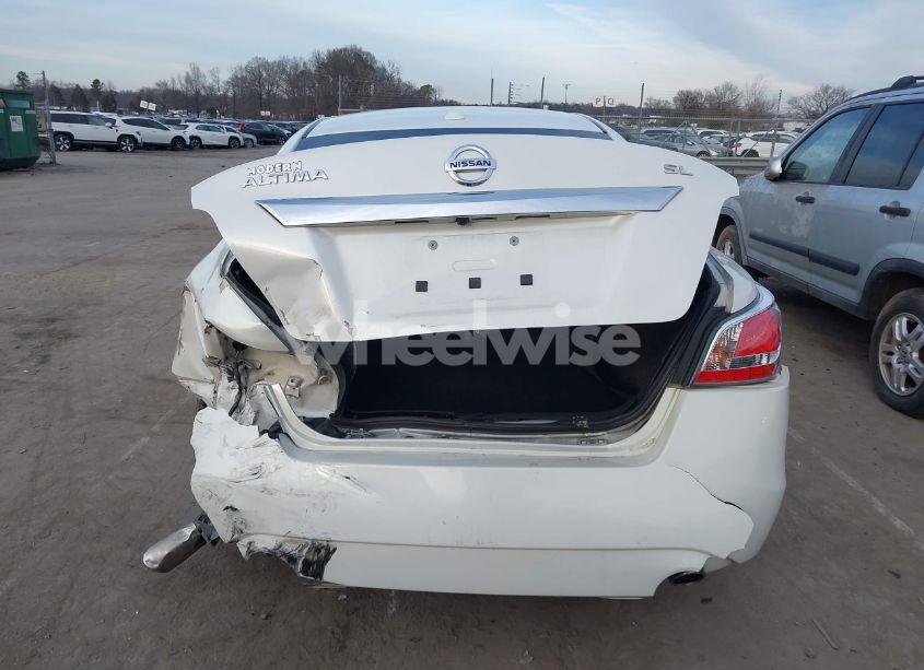 Photo 16 of 2015 Nissan Altima 2.5 SL (VIN 1N4AL3AP0FC252563)