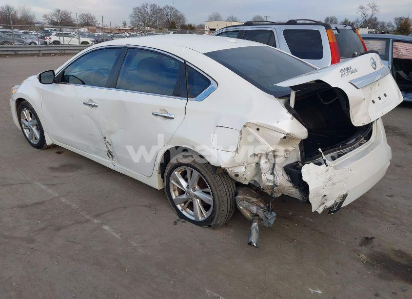 Photo 3 of 2015 Nissan Altima 2.5 SL (VIN 1N4AL3AP0FC252563)