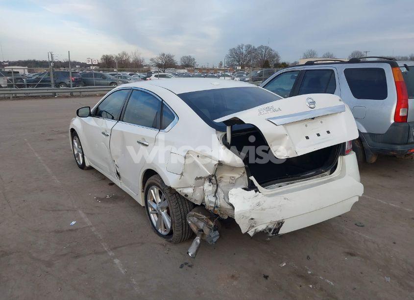 Photo 6 of 2015 Nissan Altima 2.5 SL (VIN 1N4AL3AP0FC252563)