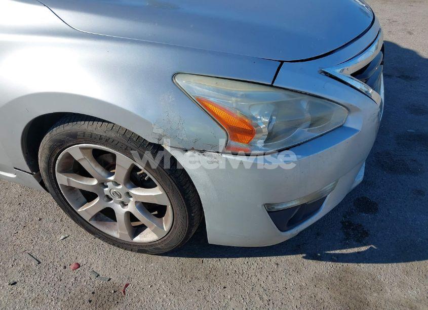 Photo 6 of 2015 Nissan Altima 2.5/2.5 S/2.5 SL/2.5 SV (VIN 1N4AL3AP0FC253678)