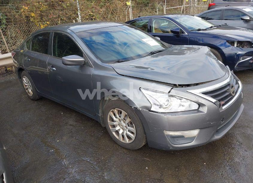 2015 Nissan Altima 2.5 S (VIN 1N4AL3AP0FC268231) main photo