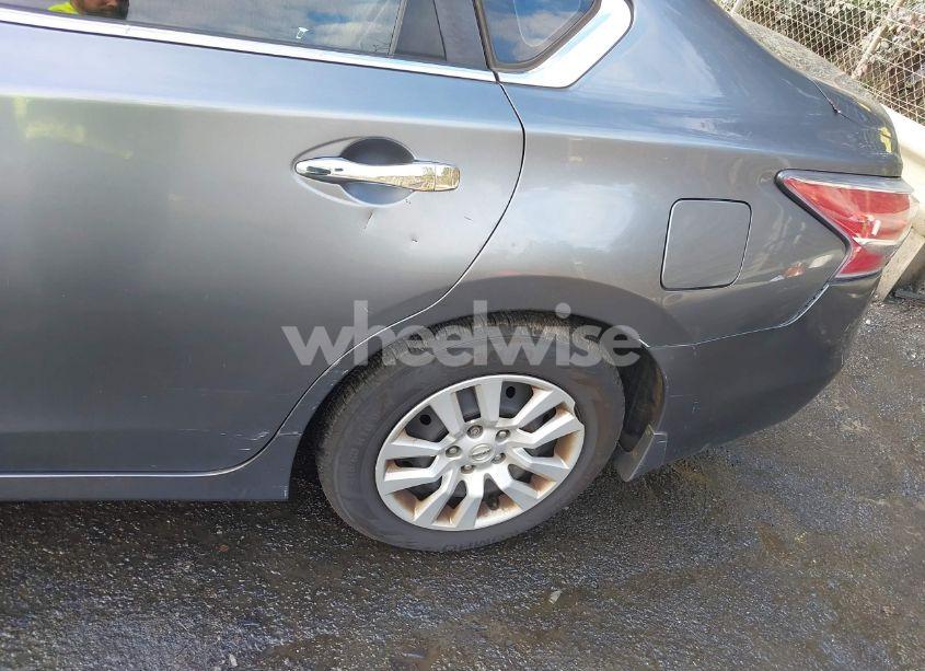 Photo 13 of 2015 Nissan Altima 2.5 S (VIN 1N4AL3AP0FC268231)