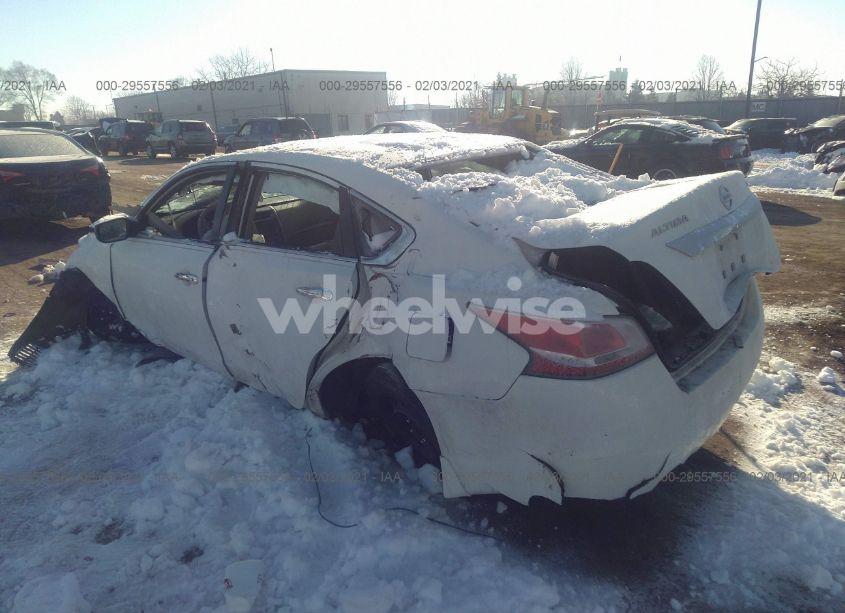 Photo 3 of 2015 Nissan Altima 2.5 S (VIN 1N4AL3AP0FC275597)