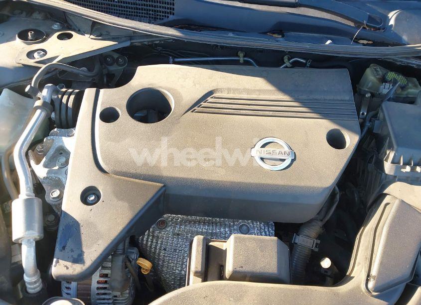 Photo 10 of 2015 Nissan Altima 2.5/2.5 S/2.5 SL/2.5 SV (VIN 1N4AL3AP0FC281609)