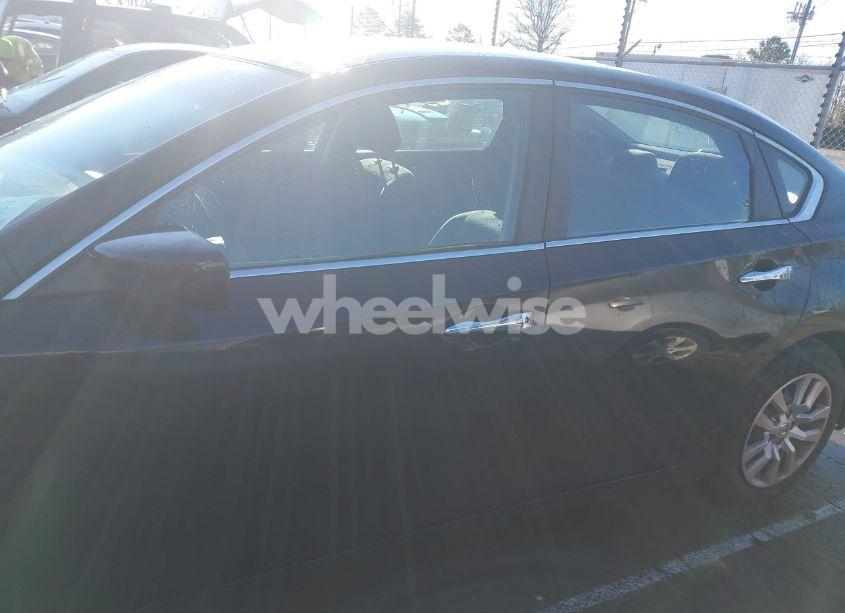 Photo 14 of 2015 Nissan Altima 2.5/2.5 S/2.5 SL/2.5 SV (VIN 1N4AL3AP0FC281609)