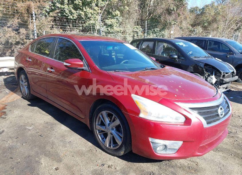 2015 Nissan Altima 2.5 SV (VIN 1N4AL3AP0FC283652) main photo